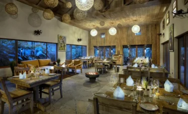 Barahi Jungle Lodge Chitwan