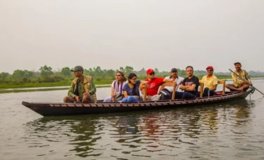 Chitwan National Park- Canoe Jeep Safari vs Canoe Safari in Chitwan,