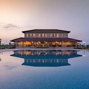 Riverbank Jungle Resort