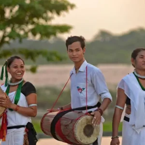 Tharu-Culture-Barahi-jungle-lodge