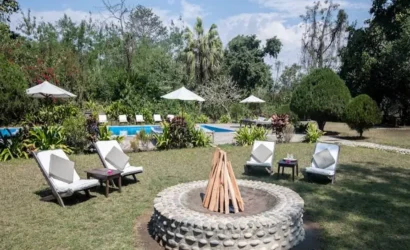 Tiger Tops Tharu Lodge Chitwan National Park