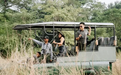 Family-Friendly Jungle Safaris in Chitwan